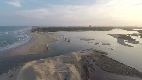 Beach with an abandoned bridge. 스톡 동영상 87164785