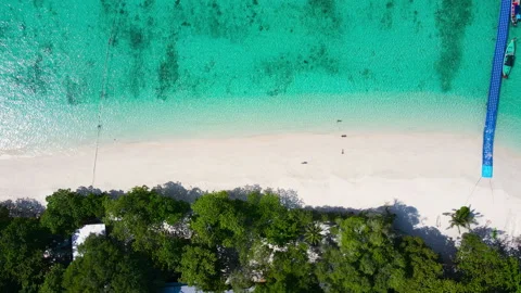 Beach aerial view. white sand beach top view. Aerial view of the beautiful sea w Stock-Footage 172973945