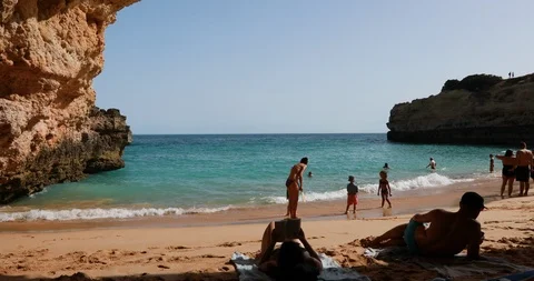 Beach in the Algarve Видео 105232586
