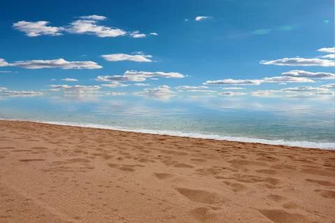 Beach and sky 库存照片