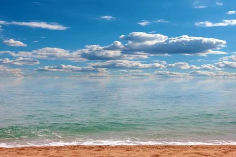 Beach and sky Stock-Fotos