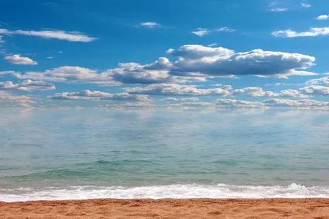 Beach and sky Stock-Fotos