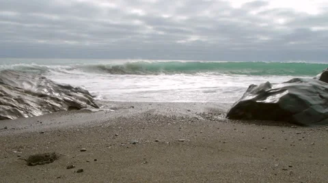Beach and Waves 스톡 동영상 67217979