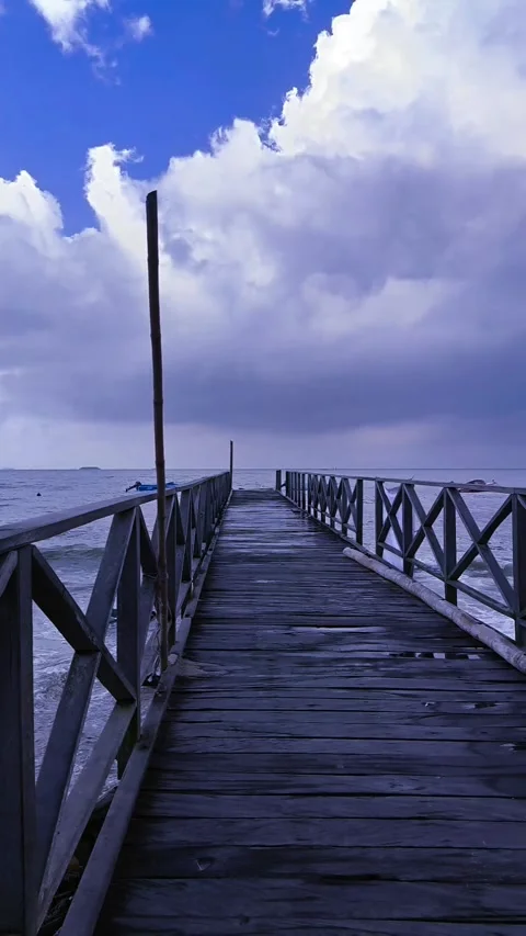 The Beach atmosphere from the bridge Stock Footage 342226591
