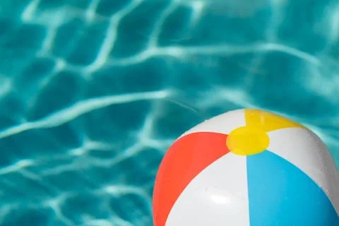 Beach Ball in a pool Foto stock
