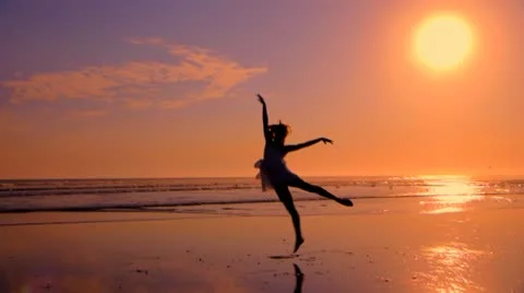 Beach Ballet at sunset Video stock 18171624