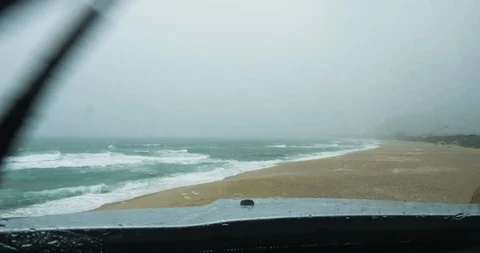 Beach car rain Vídeo Stock 110693745