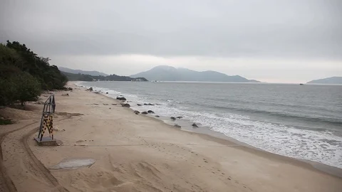 Beach in China on cloudy day Stock Footage 104416920