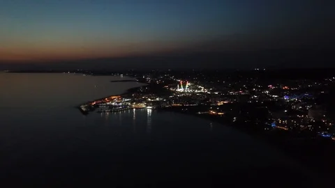 Beach city at night Stock-Footage 85728136