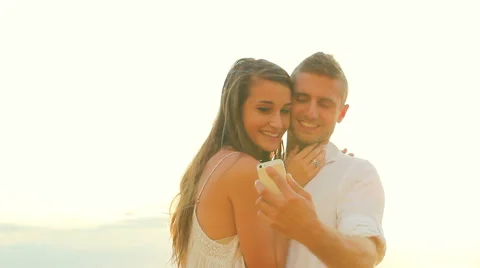 Beach Couple Selfie Video stock 52553326