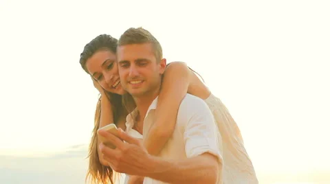 Beach Couple Selfie Stockbeeldmateriaal 52553336