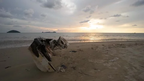 The beach during sunsettime lapse Stock Footage 203658764