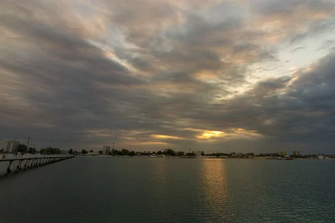 Beach on evening sunset 動画素材 132951562