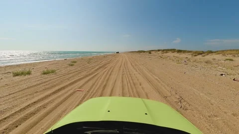 Beach Jeeping 스톡 동영상 235847010