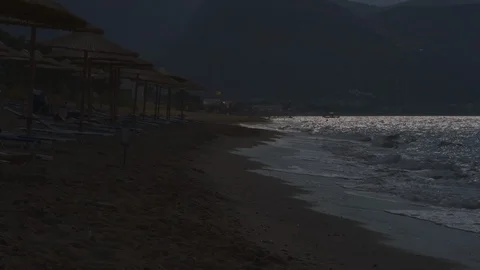 Beach in the night Stockbeeldmateriaal 97445477