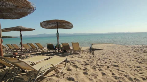 Beach pan Stock Footage 33666784