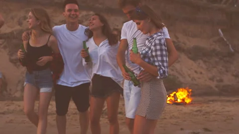 Beach party, friends. Stock Footage 95145091