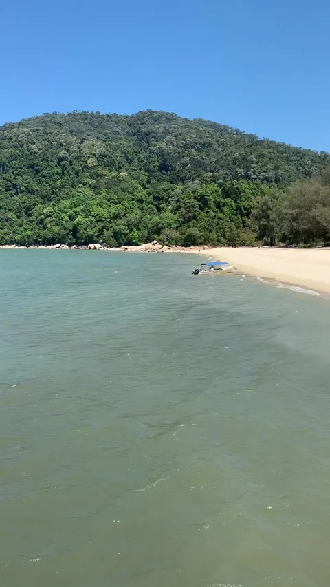 Beach in Penang Island Vídeo Stock 343557421