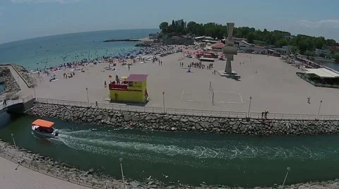 Beach with people Stock Footage 65368987