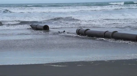 Beach pipe broken 3 Video stock 46701214