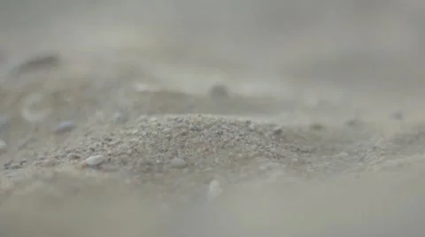 On the beach pours sand Vídeo Stock 64706189