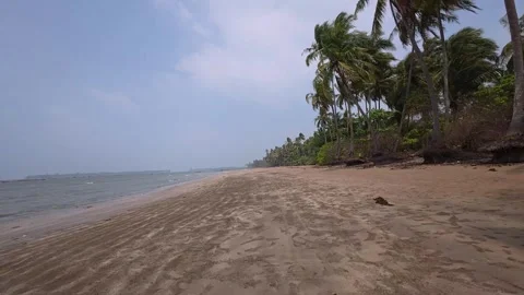 Beach ride Myanmar (great) Stockbeeldmateriaal 335020696