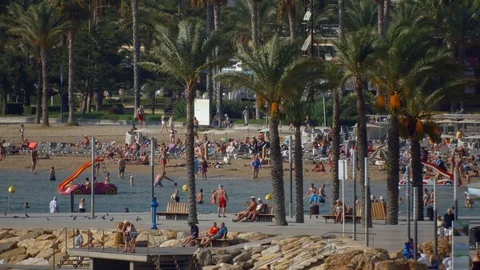 Beach in salou Video stock 86371201