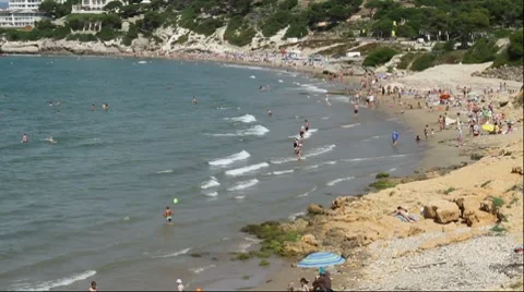 Beach at Salou, Spain Vidéo 7752464