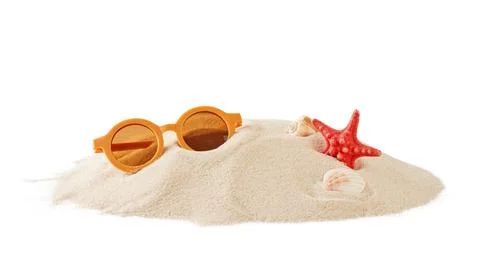 Beach sand with natural wave pattern, sunglasses, sea shells and stars on whi Foto stock
