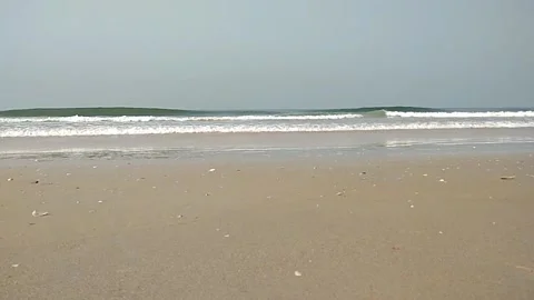 Beach, sand waves and sky 動画素材 154263085