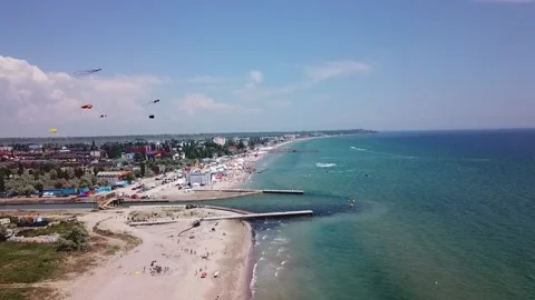 Beach, sea and kites Video stock 166533722