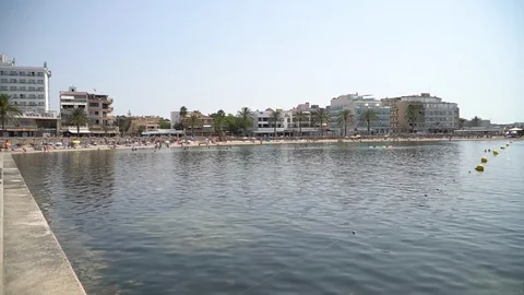 Beach seen from afar Video stock 128348306