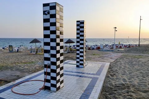 Beach shower sunset Stock-Fotos
