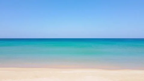 Beach with sky	 Видео 153380025