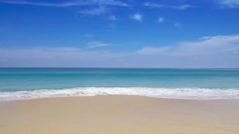 Beach with sky	 Stock-Footage 172390806