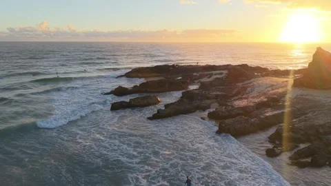 BEACH SUNRISE WITH THE WAVES 스톡 동영상 325924793