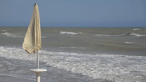 Beach umbrella closed Video stock 118169320