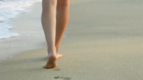 Beach walk Stock-Footage 33441284