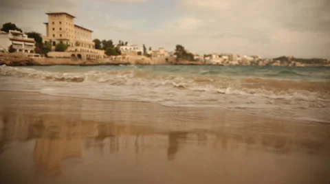 Beach with water waves Stock-Footage 32284140
