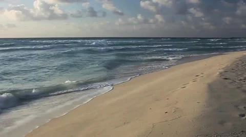 Beach Waves and Sand Video Video stock 1301165