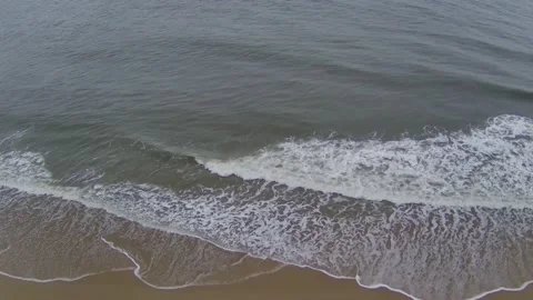 Beach Waves on Cloudy Day Video stock 158904514