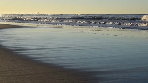 Beach Waves Distant Pier 動画素材 75816840