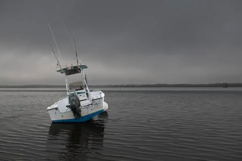 Beached boat Stockfoto's