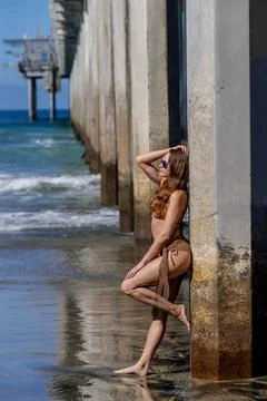 Beachside Elegance: A Day of Serenity by La Jolla Pier with Radiant Blue S... 스톡 사진