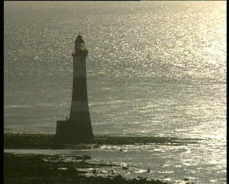 BEACHY HEAD LIGHTHOUSE Stock-Footage 564187