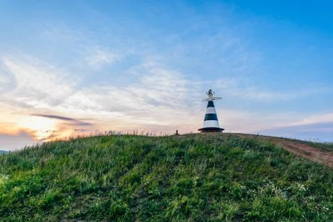 Beacon with the pointer on the hill Foto stock