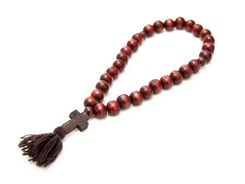 Bead-roll with wooden elements bead-roll with wooden elements isolated on ... Foto stock