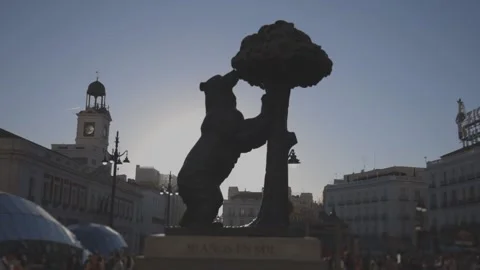 THE BEAR AND STRAWBERRIES TREE Stock Footage 162884952