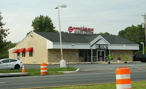 Bear, Delaware, U.S.A - Sept 7, 2026 - Stop Pain Physicians Plus Injury Cen.. Stock Photos