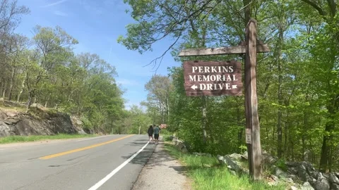 Bear Mountain State Park During Coronavirus Pandemic 4k 60fps Stock-Footage 130934756